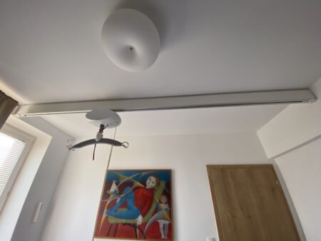 Predám stropný zdvíhací systém nepoužívaný s koľajnocou