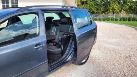 Predám Škoda Octavia s úpravou zadných dverí